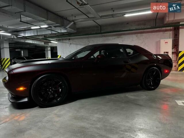 Додж Челенджер 2023 в Киеве на Automoto.ua Коричневый Додж Челенджер, объемом двигателя 5.65 л и пробегом 1 тыс. км за 56000 $, фото 4 на Automoto.ua