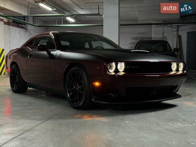 Додж Челенджер 2023 в Киеве на Automoto.ua Коричневый Додж Челенджер, объемом двигателя 5.65 л и пробегом 1 тыс. км за 56000 $, фото 10 на Automoto.ua