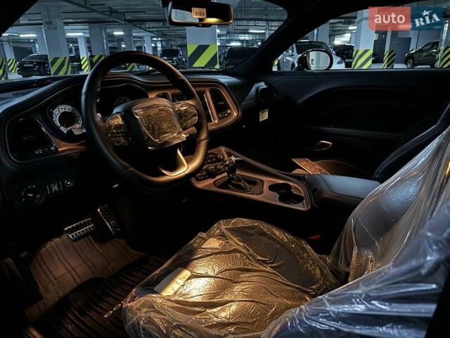 Додж Челенджер 2023 в Киеве на Automoto.ua Коричневый Додж Челенджер, объемом двигателя 5.65 л и пробегом 1 тыс. км за 56000 $, фото 18 на Automoto.ua