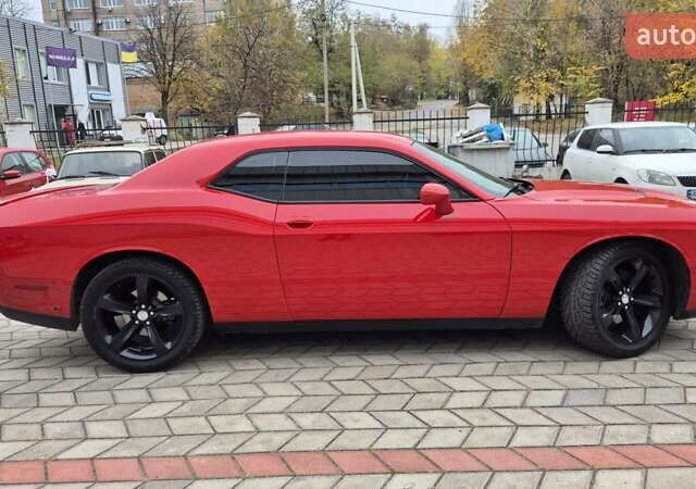 Червоний Додж Challenger, об'ємом двигуна 3.6 л та пробігом 124 тис. км за 15700 $, фото 28 на Automoto.ua