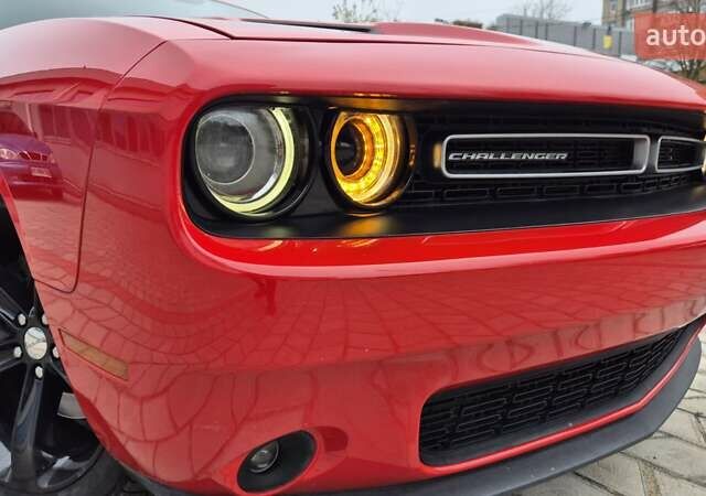 Червоний Додж Challenger, об'ємом двигуна 3.6 л та пробігом 124 тис. км за 15700 $, фото 41 на Automoto.ua