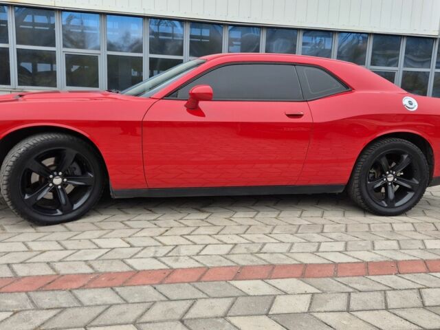 Червоний Додж Challenger, об'ємом двигуна 3.6 л та пробігом 124 тис. км за 15700 $, фото 1 на Automoto.ua
