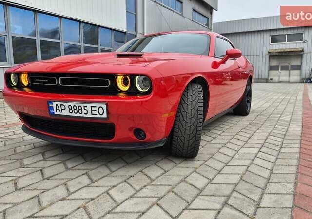 Червоний Додж Challenger, об'ємом двигуна 3.6 л та пробігом 124 тис. км за 15700 $, фото 44 на Automoto.ua