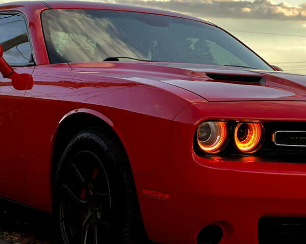 Красный Додж Челенджер, объемом двигателя 3.6 л и пробегом 159 тыс. км за 17200 $, фото 52 на Automoto.ua