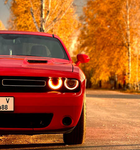 Красный Додж Челенджер, объемом двигателя 3.6 л и пробегом 159 тыс. км за 17200 $, фото 59 на Automoto.ua