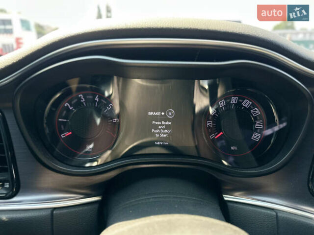 Красный Додж Челенджер, объемом двигателя 3.6 л и пробегом 168 тыс. км за 17099 $, фото 18 на Automoto.ua