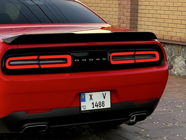 Додж Челенджер 2016 в Кропивницком (Кировограде) на Automoto.ua Красный Додж Челенджер, объемом двигателя 3.6 л и пробегом 160 тыс. км за 17200 $, фото 6 на Automoto.ua