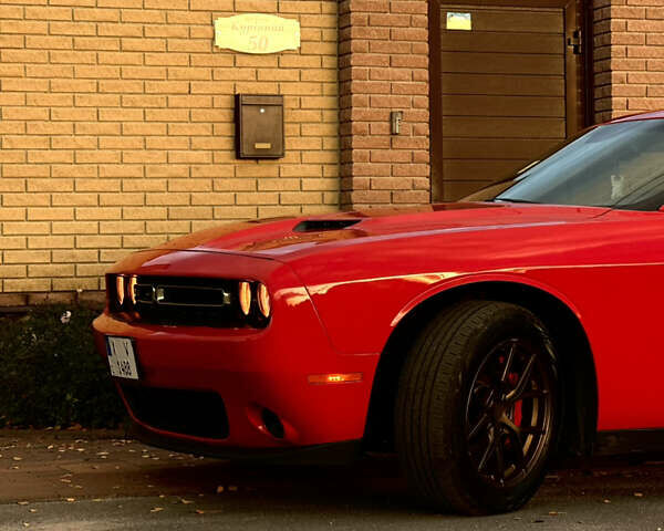 Красный Додж Челенджер, объемом двигателя 3.6 л и пробегом 159 тыс. км за 17200 $, фото 14 на Automoto.ua