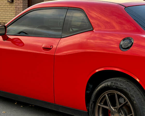 Красный Додж Челенджер, объемом двигателя 3.6 л и пробегом 159 тыс. км за 17200 $, фото 44 на Automoto.ua