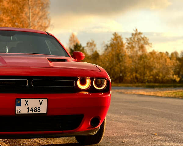 Красный Додж Челенджер, объемом двигателя 3.6 л и пробегом 159 тыс. км за 17200 $, фото 60 на Automoto.ua