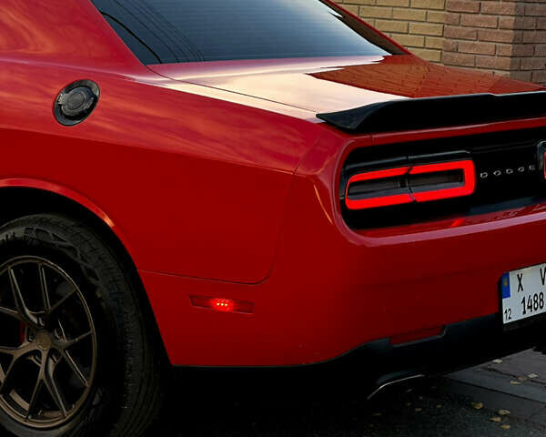 Красный Додж Челенджер, объемом двигателя 3.6 л и пробегом 159 тыс. км за 17200 $, фото 45 на Automoto.ua