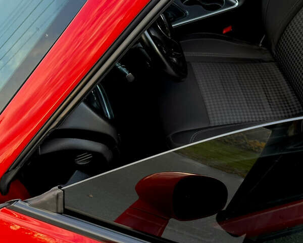 Красный Додж Челенджер, объемом двигателя 3.6 л и пробегом 159 тыс. км за 17200 $, фото 41 на Automoto.ua