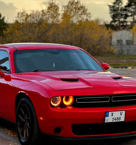 Красный Додж Челенджер, объемом двигателя 3.6 л и пробегом 159 тыс. км за 17200 $, фото 22 на Automoto.ua