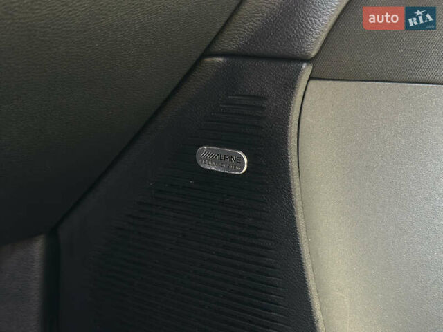 Красный Додж Челенджер, объемом двигателя 3.6 л и пробегом 168 тыс. км за 17099 $, фото 16 на Automoto.ua