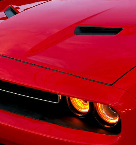 Красный Додж Челенджер, объемом двигателя 3.6 л и пробегом 159 тыс. км за 17200 $, фото 29 на Automoto.ua