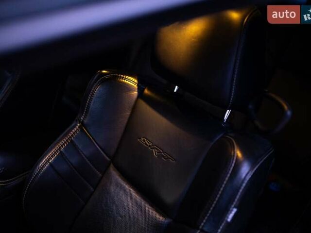 Красный Додж Челенджер, объемом двигателя 6.42 л и пробегом 76 тыс. км за 37000 $, фото 14 на Automoto.ua