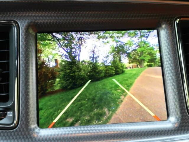 Красный Додж Челенджер, объемом двигателя 6.2 л и пробегом 58 тыс. км за 13670 $, фото 11 на Automoto.ua