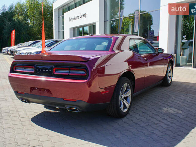 Червоний Додж Challenger, об'ємом двигуна 0 л та пробігом 13 тис. км за 19999 $, фото 4 на Automoto.ua