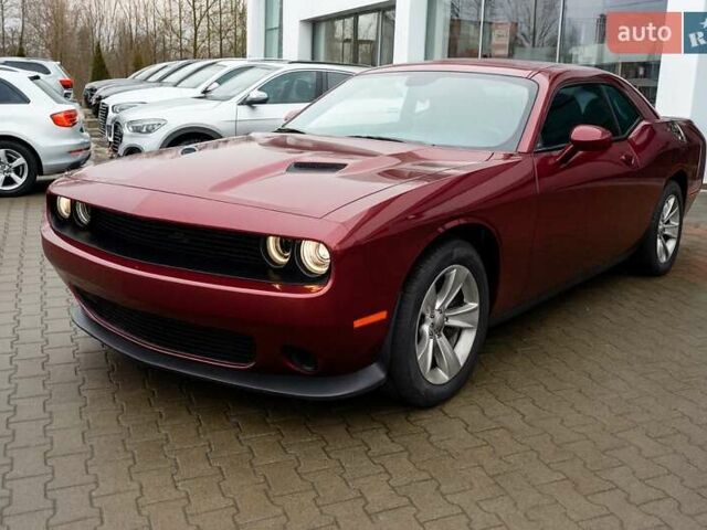 Красный Додж Челенджер, объемом двигателя 3.6 л и пробегом 8 тыс. км за 19999 $, фото 3 на Automoto.ua