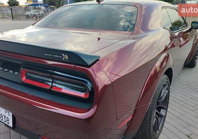 Червоний Додж Challenger, об'ємом двигуна 6.42 л та пробігом 34 тис. км за 43500 $, фото 14 на Automoto.ua
