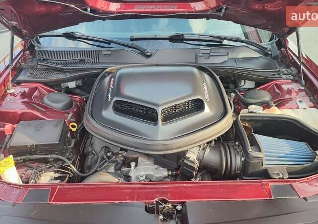 Красный Додж Челенджер, объемом двигателя 6.42 л и пробегом 34 тыс. км за 45900 $, фото 29 на Automoto.ua