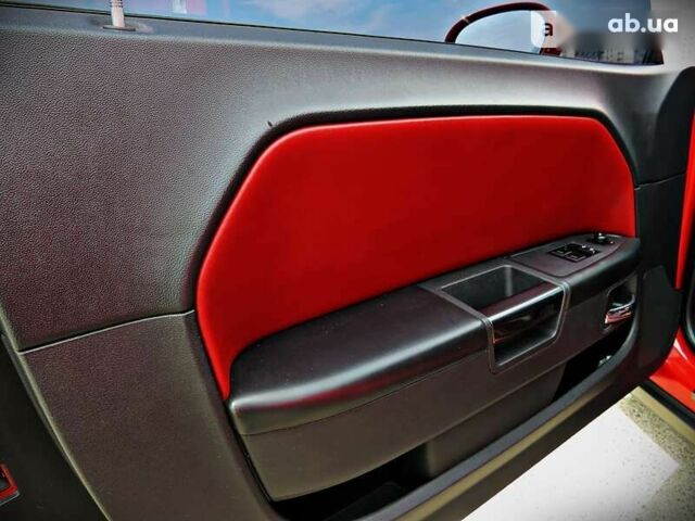 Додж Challenger, об'ємом двигуна 0 л та пробігом 204 тис. км за 15500 $, фото 9 на Automoto.ua