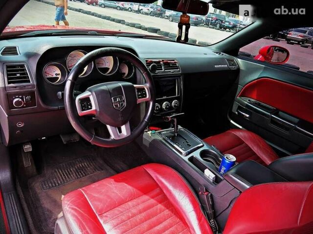 Додж Challenger, об'ємом двигуна 0 л та пробігом 204 тис. км за 15500 $, фото 8 на Automoto.ua