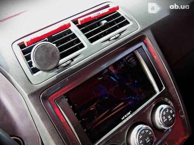 Додж Challenger, об'ємом двигуна 0 л та пробігом 204 тис. км за 15500 $, фото 15 на Automoto.ua