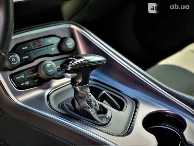 Додж Челенджер, объемом двигателя 0 л и пробегом 70 тыс. км за 21999 $, фото 16 на Automoto.ua