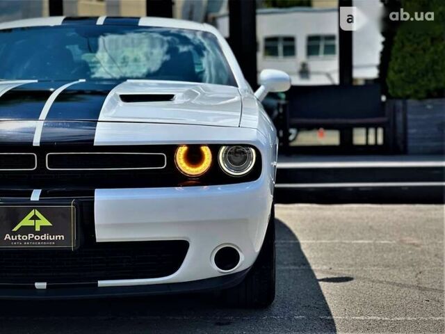Додж Челенджер, объемом двигателя 0 л и пробегом 70 тыс. км за 21999 $, фото 5 на Automoto.ua