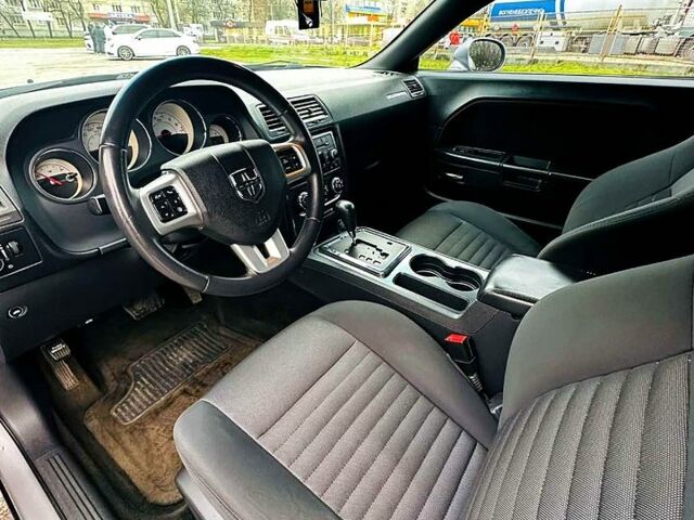 Додж Челенджер, объемом двигателя 3.6 л и пробегом 180 тыс. км за 15999 $, фото 7 на Automoto.ua