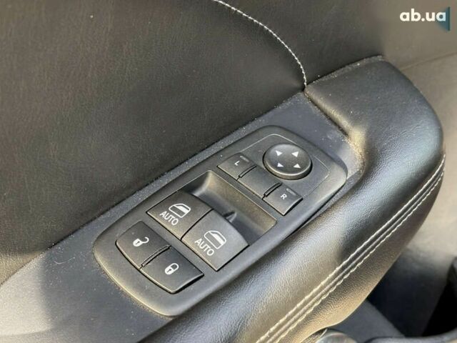 Додж Челенджер, объемом двигателя 6.4 л и пробегом 108 тыс. км за 25999 $, фото 13 на Automoto.ua