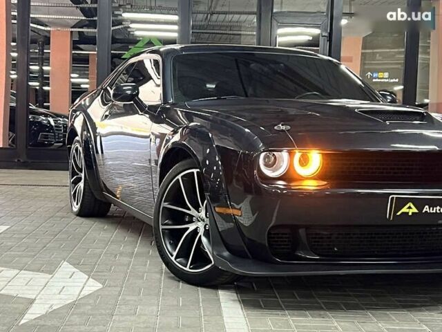 Додж Челенджер, объемом двигателя 6.4 л и пробегом 108 тыс. км за 33900 $, фото 1 на Automoto.ua