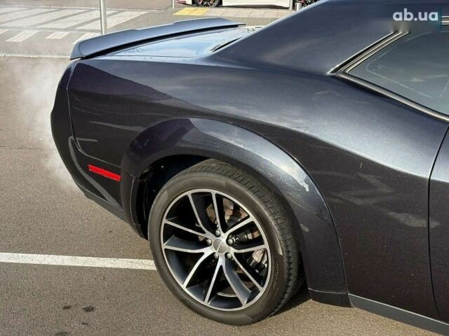 Додж Челенджер, объемом двигателя 6.4 л и пробегом 108 тыс. км за 25999 $, фото 6 на Automoto.ua