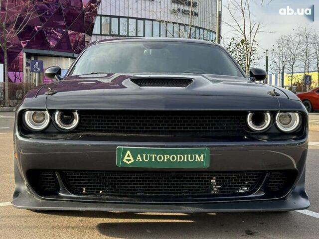 Додж Челенджер, объемом двигателя 6.4 л и пробегом 108 тыс. км за 25999 $, фото 4 на Automoto.ua