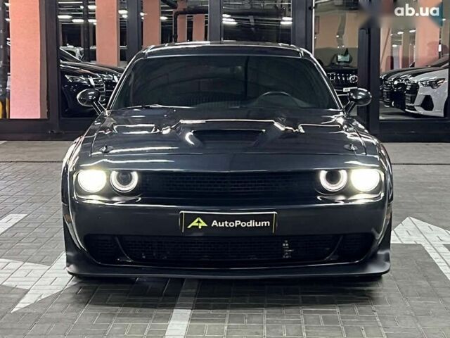 Додж Челенджер, объемом двигателя 6.4 л и пробегом 108 тыс. км за 33900 $, фото 4 на Automoto.ua