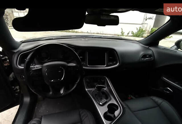 Додж Челенджер, объемом двигателя 5.65 л и пробегом 134 тыс. км за 26500 $, фото 4 на Automoto.ua