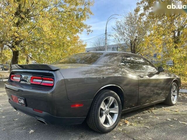 Додж Челенджер, объемом двигателя 3.6 л и пробегом 125 тыс. км за 17999 $, фото 5 на Automoto.ua