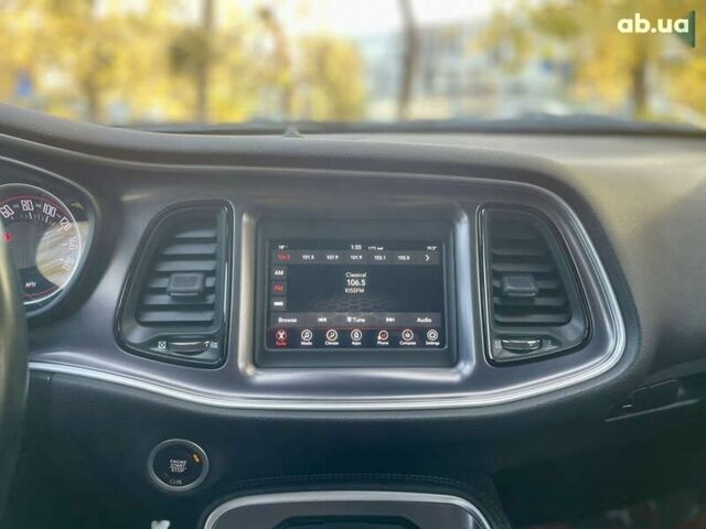 Додж Челенджер, объемом двигателя 3.6 л и пробегом 125 тыс. км за 17999 $, фото 25 на Automoto.ua