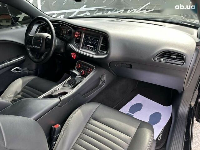 Додж Челенджер 2021 в Киеве на Automoto.ua Додж Челенджер, объемом двигателя 3.6 л и пробегом 41 тыс. км за 24200 $, фото 21 на Automoto.ua
