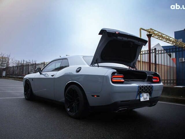 Додж Challenger, об'ємом двигуна 6.4 л та пробігом 89 тис. км за 37000 $, фото 9 на Automoto.ua