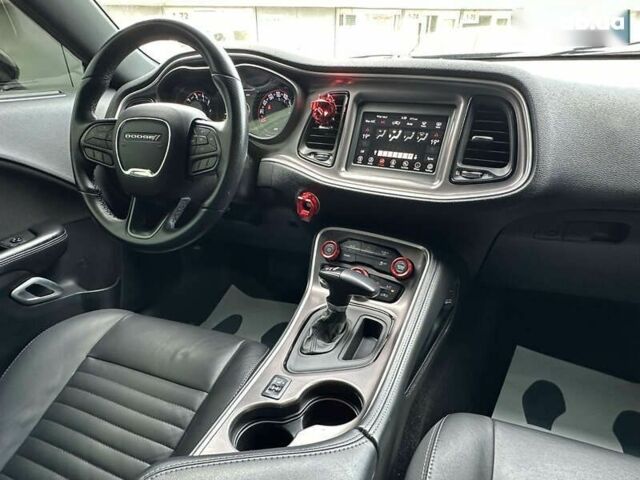 Додж Челенджер 2021 в Киеве на Automoto.ua Додж Челенджер, объемом двигателя 3.6 л и пробегом 41 тыс. км за 24200 $, фото 22 на Automoto.ua