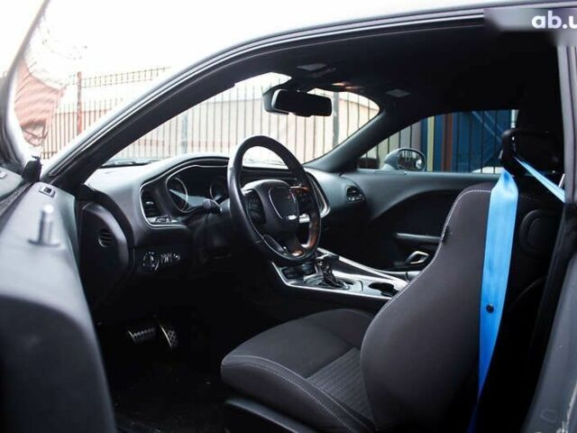 Додж Challenger, об'ємом двигуна 6.4 л та пробігом 89 тис. км за 37000 $, фото 14 на Automoto.ua