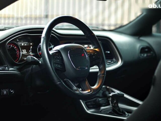 Додж Challenger, об'ємом двигуна 6.4 л та пробігом 89 тис. км за 37000 $, фото 11 на Automoto.ua