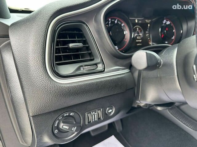 Додж Челенджер 2021 в Киеве на Automoto.ua Додж Челенджер, объемом двигателя 3.6 л и пробегом 41 тыс. км за 24200 $, фото 7 на Automoto.ua