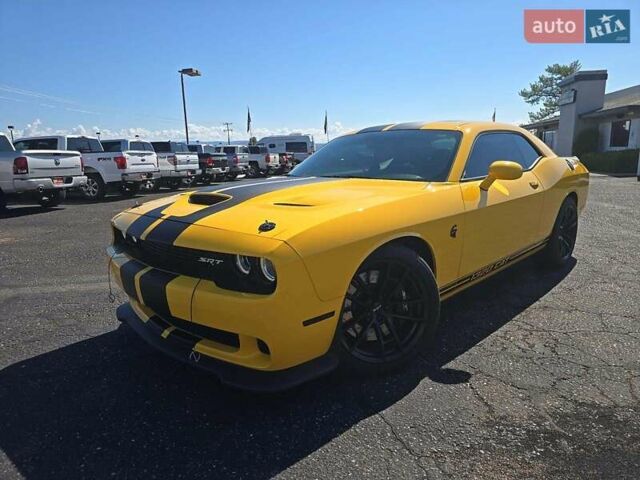 Жовтий Додж Challenger, об'ємом двигуна 6.2 л та пробігом 15 тис. км за 22000 $, фото 2 на Automoto.ua