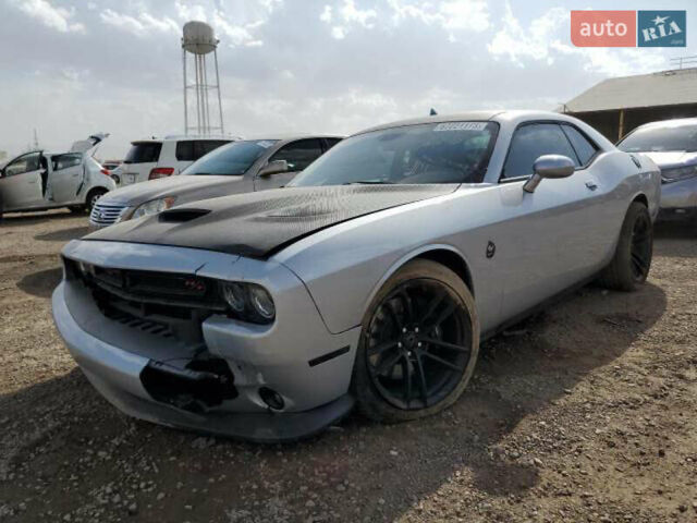 Жовтий Додж Challenger, об'ємом двигуна 6.4 л та пробігом 56 тис. км за 69000 $, фото 27 на Automoto.ua