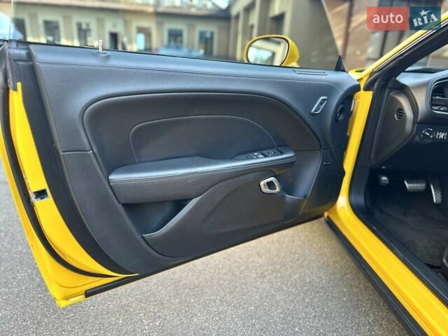Жовтий Додж Challenger, об'ємом двигуна 6.4 л та пробігом 56 тис. км за 69000 $, фото 16 на Automoto.ua