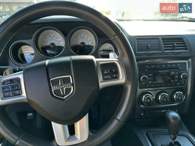 Сірий Додж Challenger, об'ємом двигуна 3.6 л та пробігом 190 тис. км за 17000 $, фото 14 на Automoto.ua