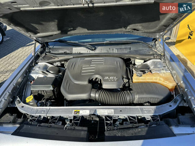 Сірий Додж Challenger, об'ємом двигуна 3.6 л та пробігом 190 тис. км за 17000 $, фото 12 на Automoto.ua